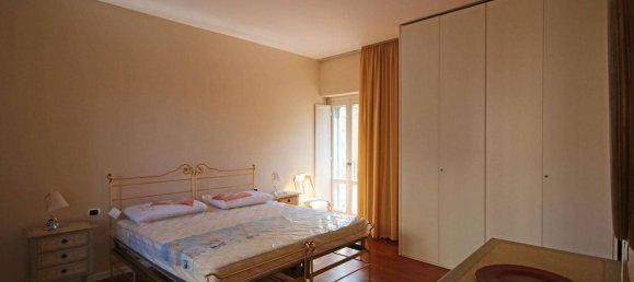 3 rooms Apartment in Parma, Italy No. 276308 22