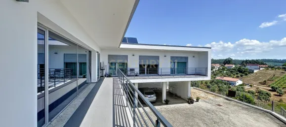 4 bedrooms Villa in Santa Catarina da Serra, Portugal No. 143246 15