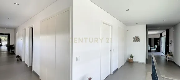 4 bedrooms Villa in Santa Catarina da Serra, Portugal No. 143246 14
