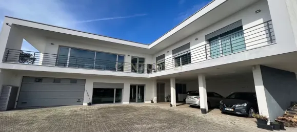 4 bedrooms Villa in Santa Catarina da Serra, Portugal No. 143246 3