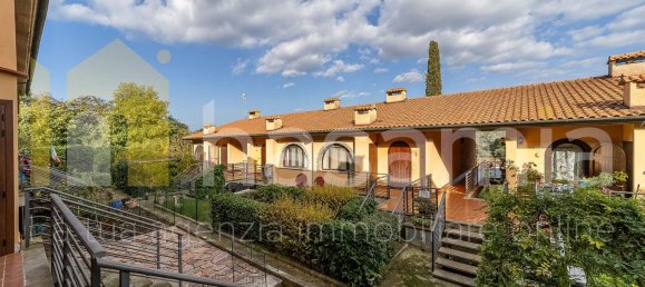 Квартира с 3 комнатами в Манчано, Италия № 298438 2