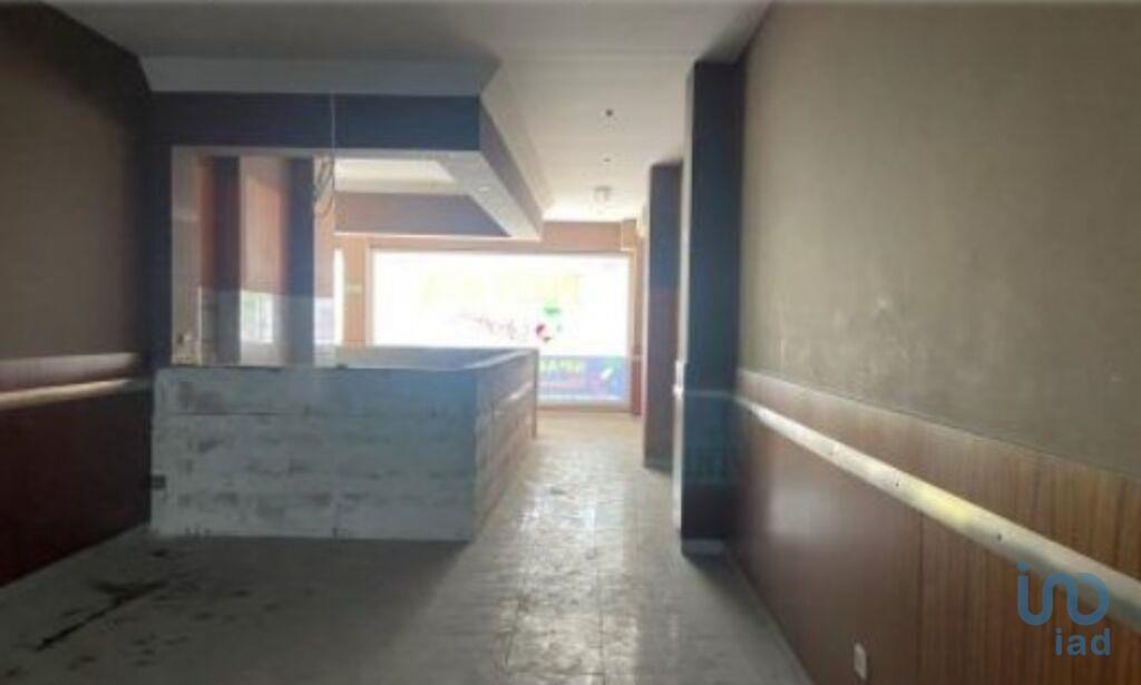 80m² Commercial property in Maia, Portugal No. 263243
