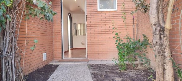 3 bedrooms Townhouse in Aldeamayor de San Martin, Spain No. 178550 6