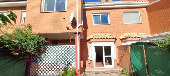 3 bedrooms Townhouse in Aldeamayor de San Martin, Spain No. 178550 22