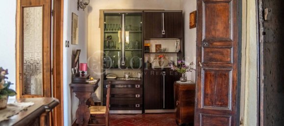 5 bedrooms Villa in San Giustino, Italy No. 267174 3