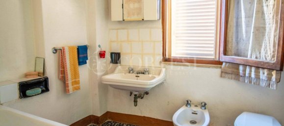 5 bedrooms Villa in San Giustino, Italy No. 267174 17