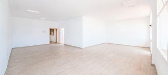 Коммерческая недвижимость 363м² в Бенальмадена, Испания № 24013 9