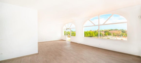 Коммерческая недвижимость 363м² в Бенальмадена, Испания № 24013 10