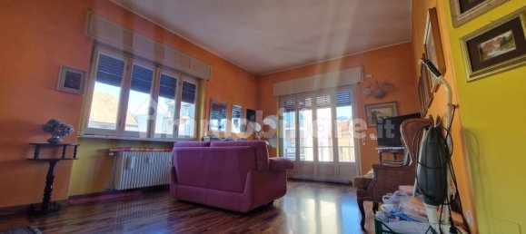 3 Schlafzimmer Wohnung in Verbania, Italy, Nr. 153642 6