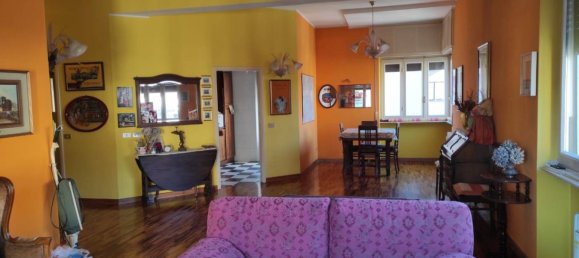 3 Schlafzimmer Wohnung in Verbania, Italy, Nr. 153642 4