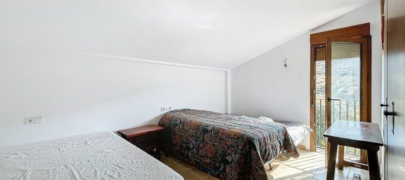 4 bedrooms House in Alcaucin, Spain No. 45146 21