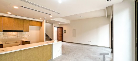 Adosado de 3 dormitorios en Dubai, UAE No. 94539 3