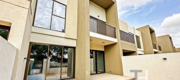 Adosado de 3 dormitorios en Dubai, UAE No. 94539 19