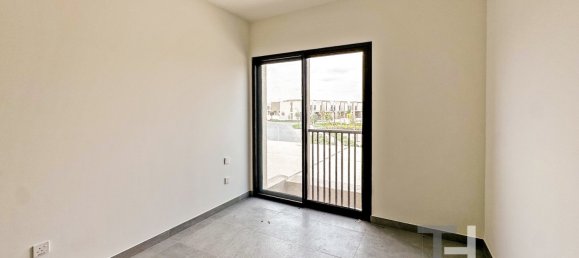 Adosado de 3 dormitorios en Dubai, UAE No. 94539 17