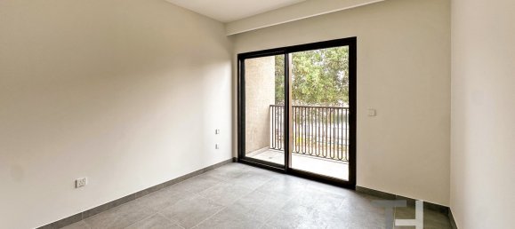 Adosado de 3 dormitorios en Dubai, UAE No. 94539 9