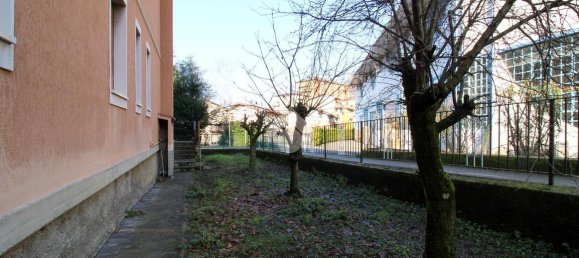 Квартира с 4 комнатами в Лумедзане, Италия № 130509 19