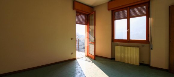 Квартира с 4 комнатами в Лумедзане, Италия № 130509 35