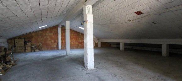 Квартира с 4 комнатами в Лумедзане, Италия № 130509 16