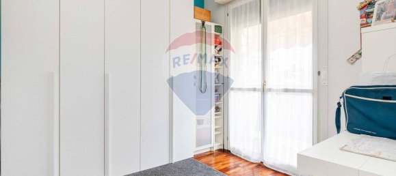 3 rooms Apartment in Cardano al Campo, Italy No. 297047 24