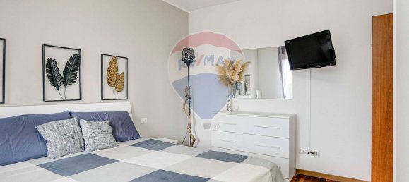 3 rooms Apartment in Cardano al Campo, Italy No. 297047 17