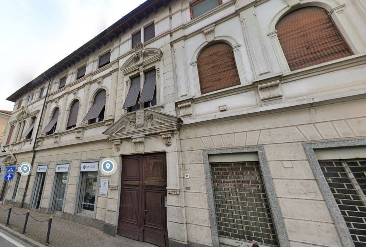 5 bedrooms Apartment in Meda, Italy No. 364336