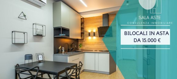 5 bedrooms Apartment in Meda, Italy No. 364336 3