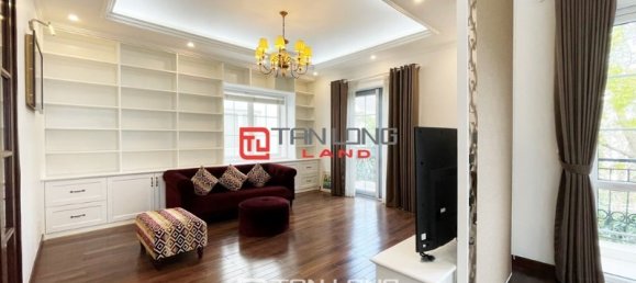 Villa T4 em Long Bien, Vietnam N.º 610 11