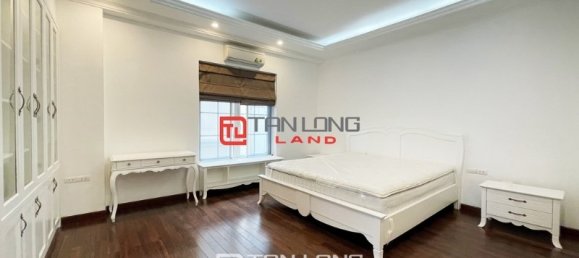 Villa T4 em Long Bien, Vietnam N.º 610 7