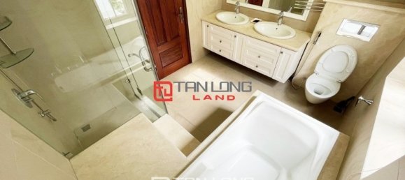 Villa T4 em Long Bien, Vietnam N.º 610 16