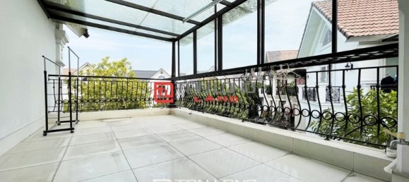 Villa T4 em Long Bien, Vietnam N.º 610 18