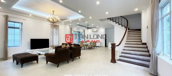 Villa T4 em Long Bien, Vietnam N.º 610 2