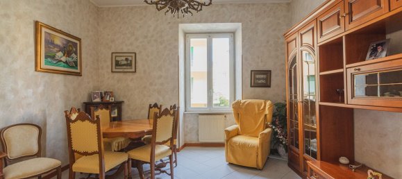 3 bedrooms Apartment in Rome, Italy No. 341810 2