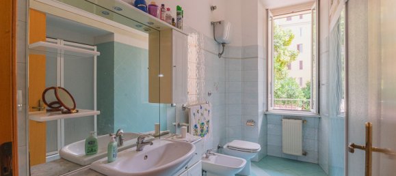 3 bedrooms Apartment in Rome, Italy No. 341810 30