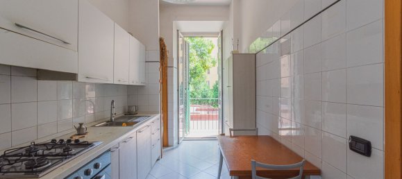 3 bedrooms Apartment in Rome, Italy No. 341810 6