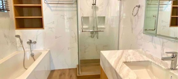 2 bedrooms Condo in Pathum Wan, Thailand No. 4402 10