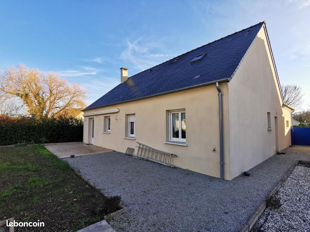 3 Schlafzimmer Haus in La Fleche, France, Nr. 289382