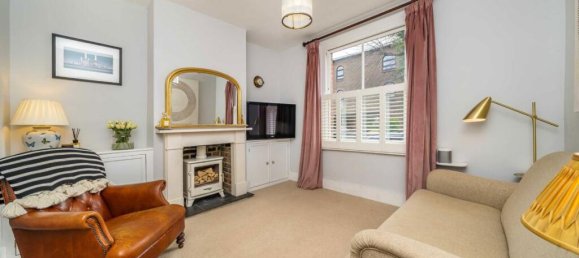 2 Schlafzimmer Haus in Surbiton, United Kingdom, Nr. 10224 9