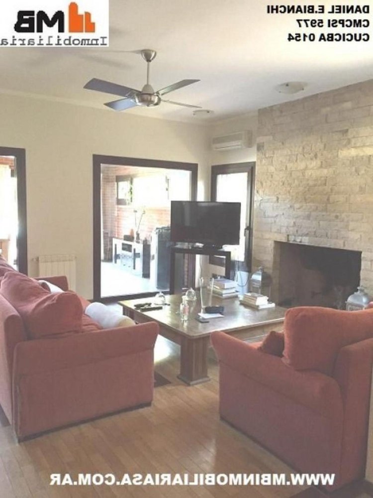 4 bedrooms House in Tigre, Argentina No. 17478