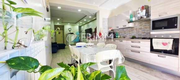 3 bedrooms Apartment in Volla, Italy No. 319143 2