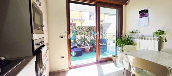 3 bedrooms Apartment in Volla, Italy No. 319143 6