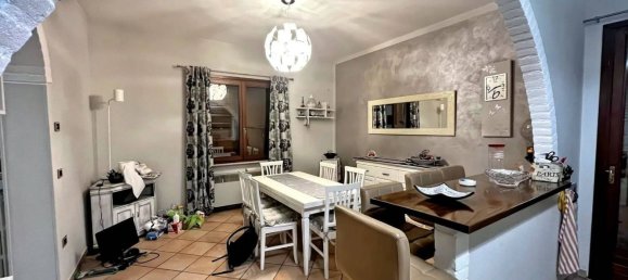 Вилла с 4 спальнями в Куистелло, Италия № 327788 6