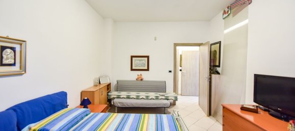 3غرفة شقة في Settimo Torinese, Italy رقم 124998 26