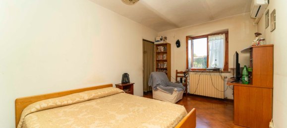 5-salle Maison à Poirino, Italy No. 300770 32