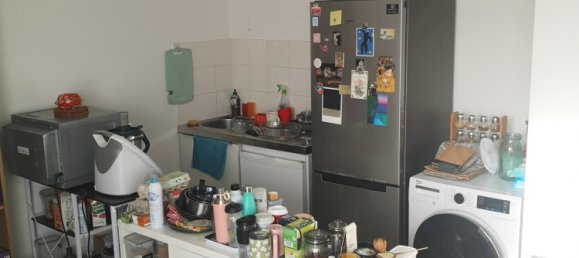 Studio in Poissy, France No. 182459 4