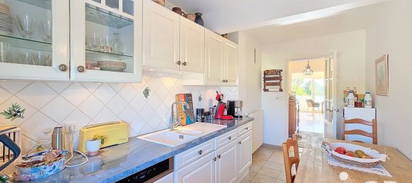 Apartamento de 3 dormitorios en Bourges, France No. 153593 7