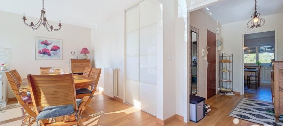 Apartamento de 3 dormitorios en Bourges, France No. 153593 5