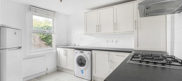 1 bedroom Apartment in London, United Kingdom No. 8743 3