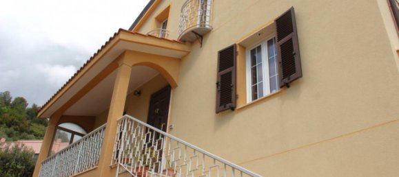 1 bedroom Apartment in Pietra Ligure, Italy No. 136280 10