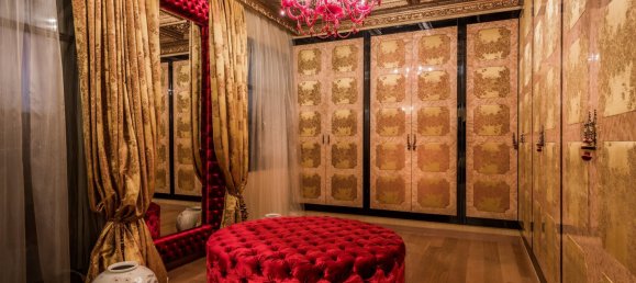 7 bedrooms Villa in Marbella, Spain No. 4681 9