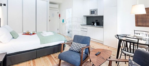 380m² Building in Porto, Portugal No. 132351 9